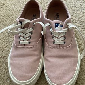 Sperry rose colored sneakers. Good condition.